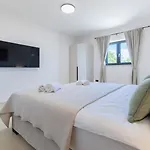 Coriticum With Pool And Indoor Jacuzzi Kringa