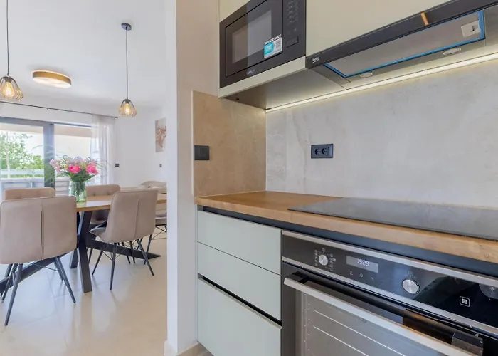 Coriticum With Pool And Indoor Jacuzzi