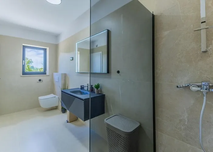 Vila Coriticum With Pool And Indoor Jacuzzi *