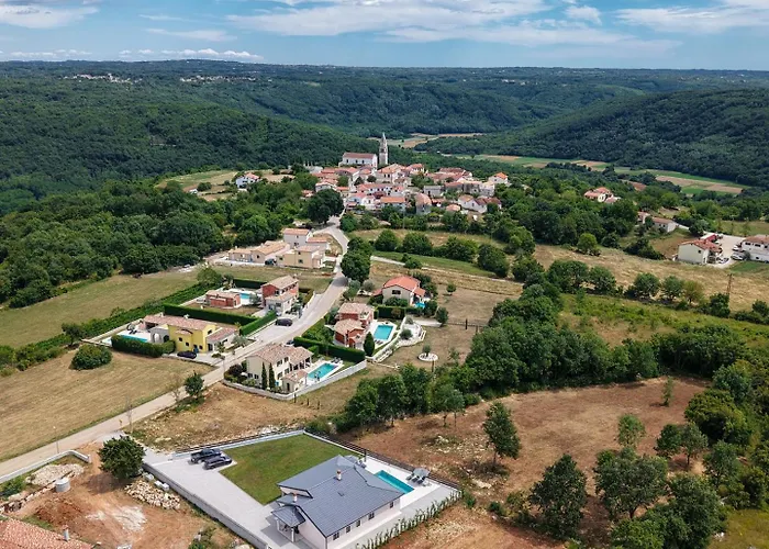 Vila Coriticum With Pool And Indoor Jacuzzi